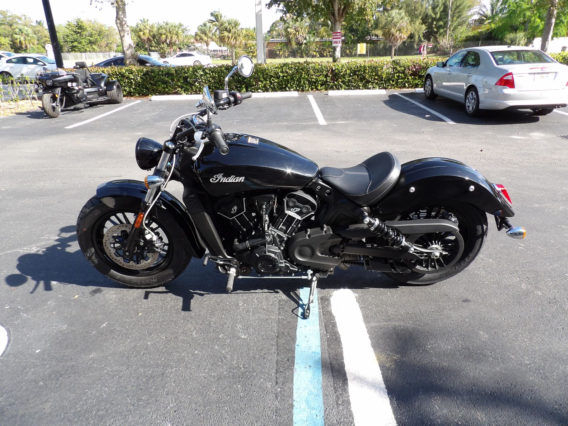 2023 Indian Motorcycle Scout® Sixty in Fort Lauderdale, Florida - Photo 6