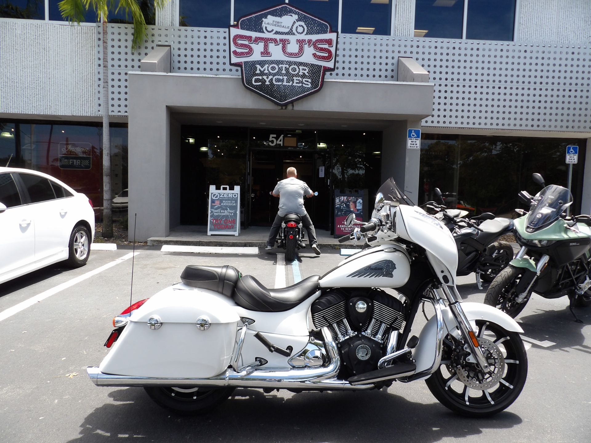 2018 Indian Motorcycle Chieftain® Limited ABS in Fort Lauderdale, Florida - Photo 1