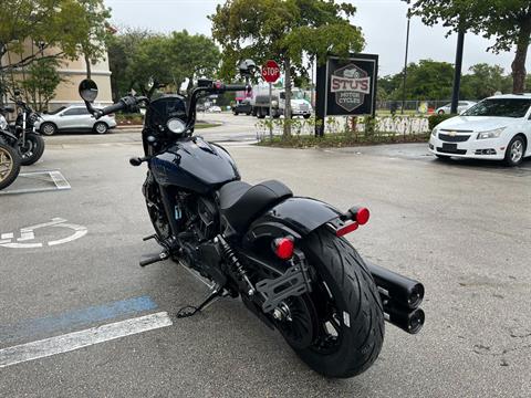 2023 Indian Motorcycle Scout® Rogue ABS Icon in Fort Lauderdale, Florida - Photo 5