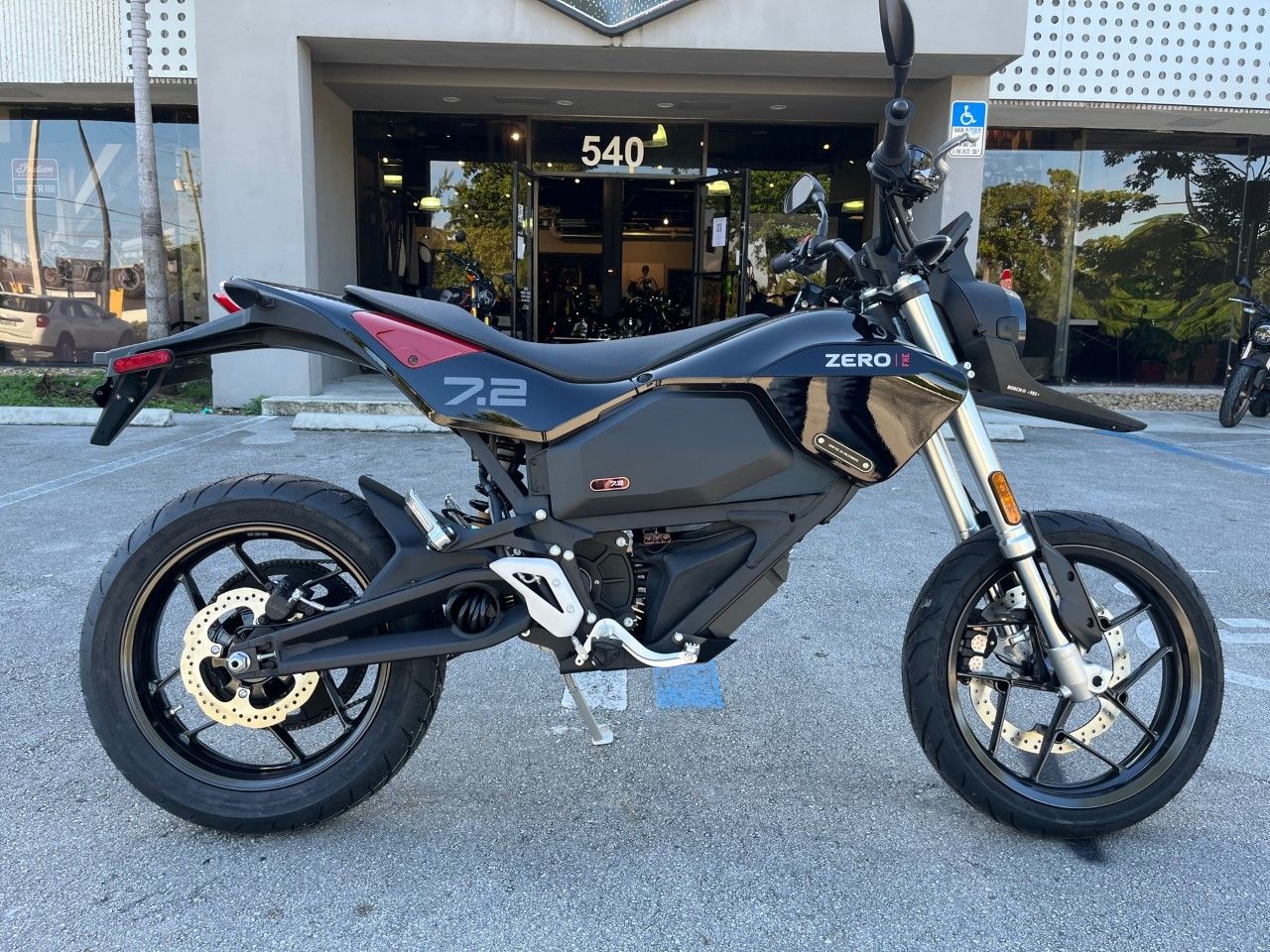 2023 Zero Motorcycles FXE ZF7.2 Integrated in Fort Lauderdale, Florida - Photo 2