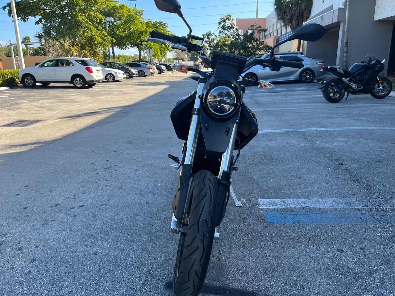 2023 Zero Motorcycles FXE ZF7.2 Integrated in Fort Lauderdale, Florida - Photo 8
