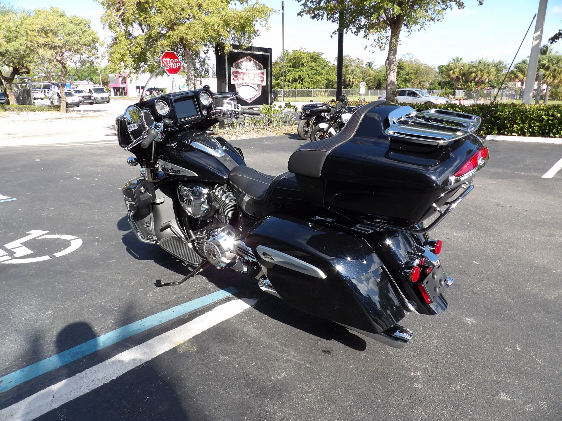 2024 Indian Motorcycle Roadmaster® Limited in Fort Lauderdale, Florida - Photo 5