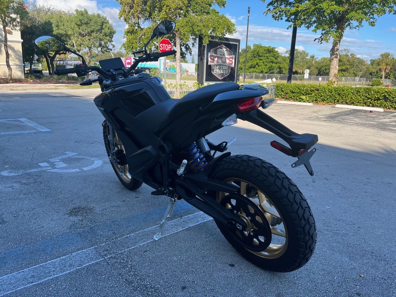 2023 Zero Motorcycles DSR ZF14.4 in Fort Lauderdale, Florida - Photo 5