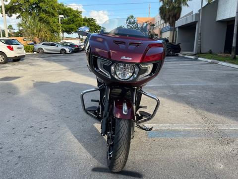 2022 Indian Motorcycle Challenger® Limited in Fort Lauderdale, Florida - Photo 8
