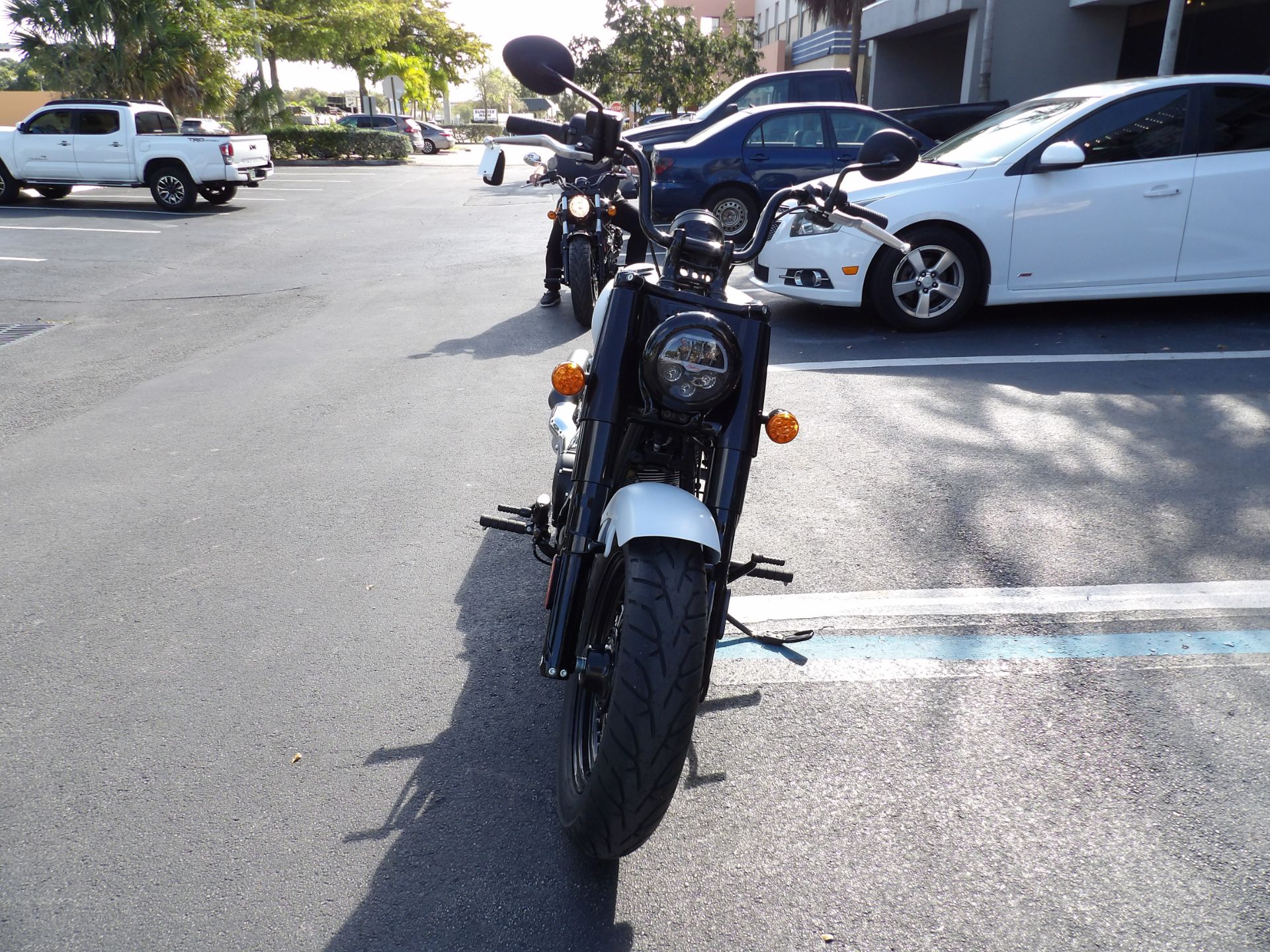 2024 Indian Motorcycle Chief Bobber in Fort Lauderdale, Florida - Photo 8