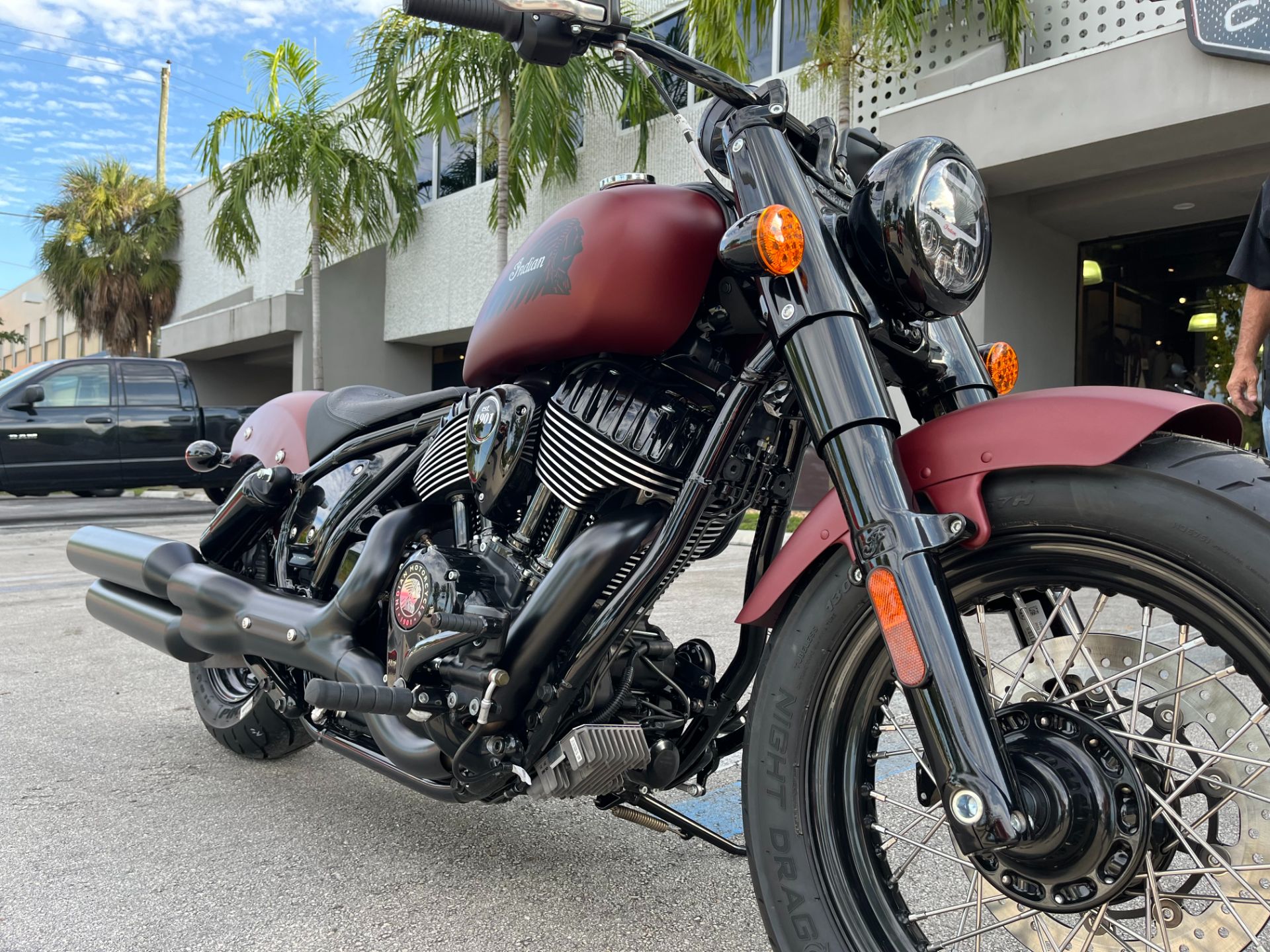 2023 Indian Motorcycle Chief Bobber Dark Horse® Icon in Fort Lauderdale, Florida - Photo 10