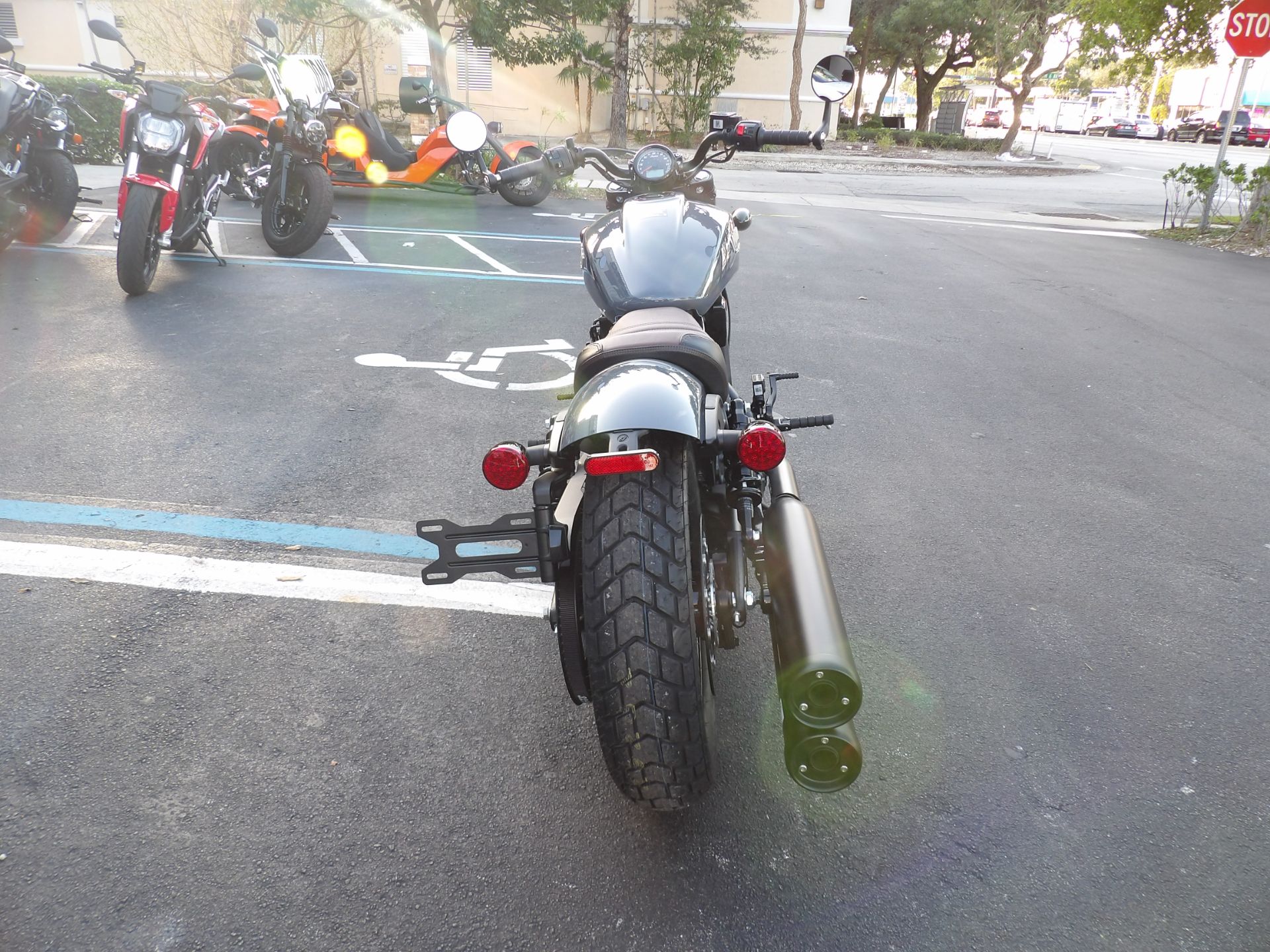 2024 Indian Motorcycle Scout® Bobber ABS Icon in Fort Lauderdale, Florida - Photo 4