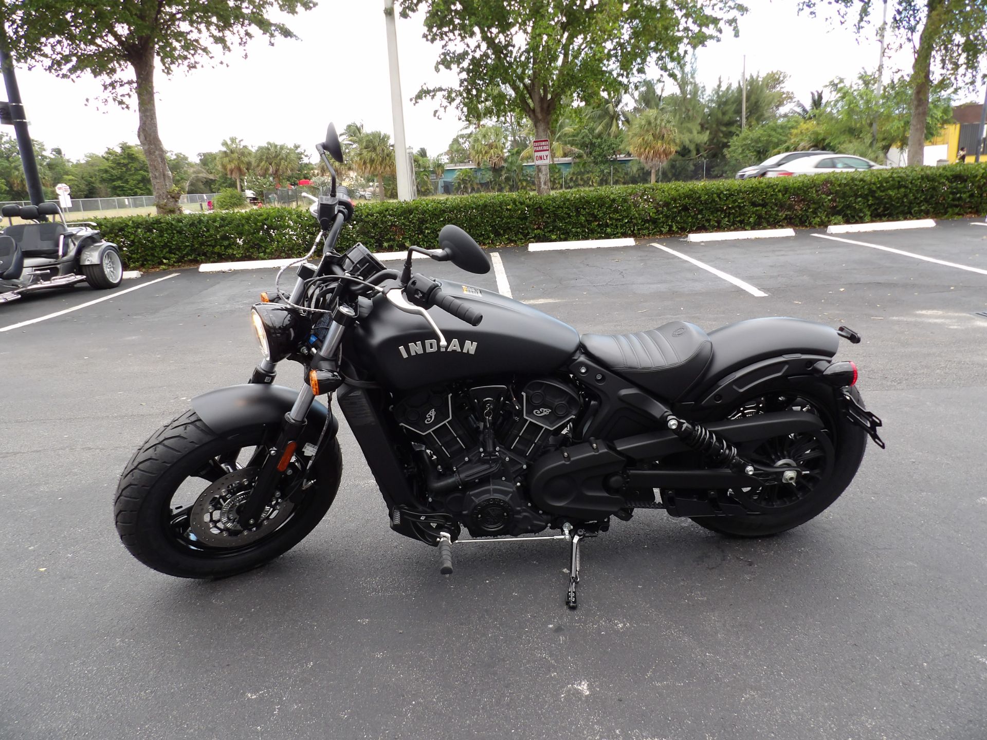 2024 Indian Motorcycle Scout® Bobber Sixty ABS in Fort Lauderdale, Florida - Photo 6