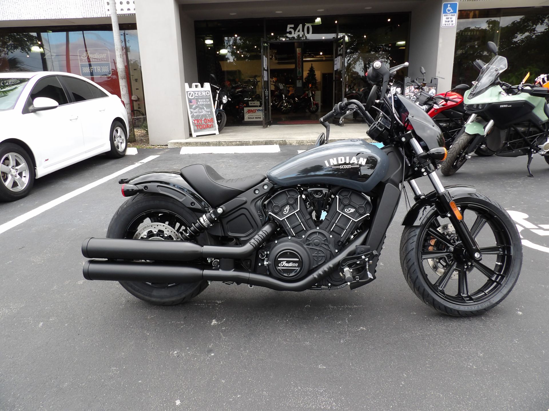 2024 Indian Motorcycle Scout® Rogue ABS in Fort Lauderdale, Florida - Photo 2