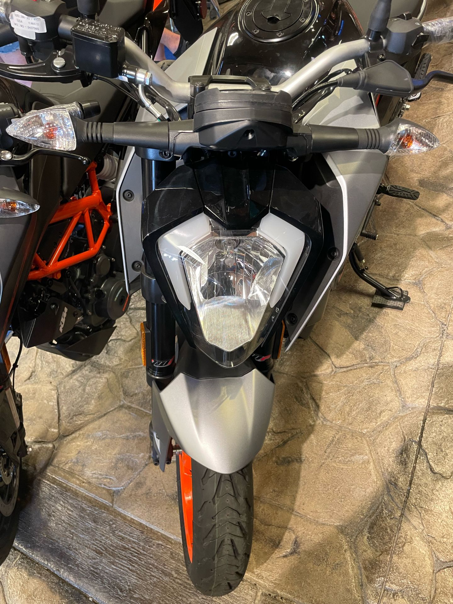 2023 KTM 200 Duke in Troy, New York - Photo 6