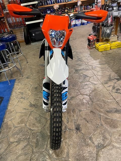 2023 KTM Freeride E-XC in Troy, New York - Photo 3