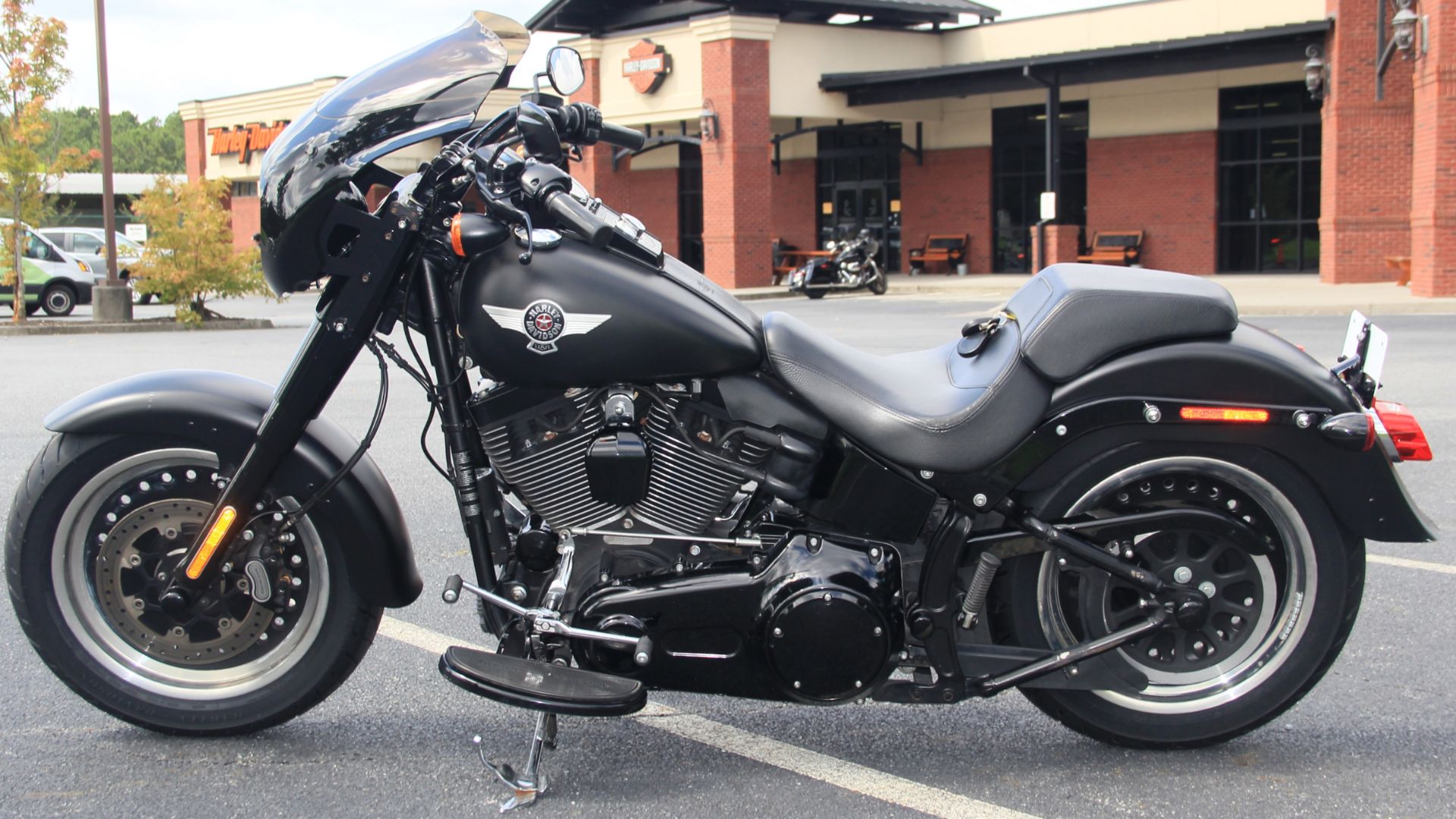 2017 Harley-Davidson Fat Boy® S in Cartersville, Georgia - Photo 6