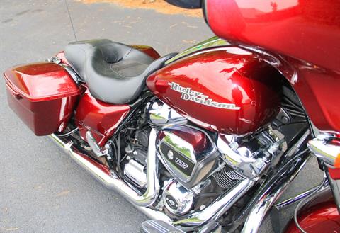 2017 Harley-Davidson Street Glide® Special in Cartersville, Georgia - Photo 13