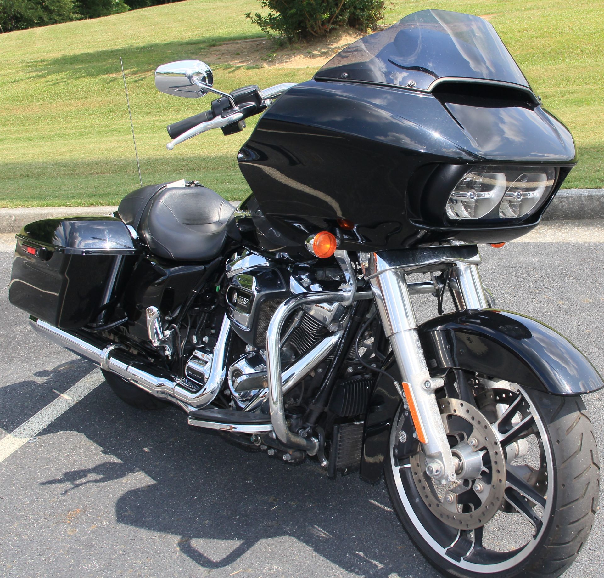 2019 Harley-Davidson Road Glide in Cartersville, Georgia - Photo 2