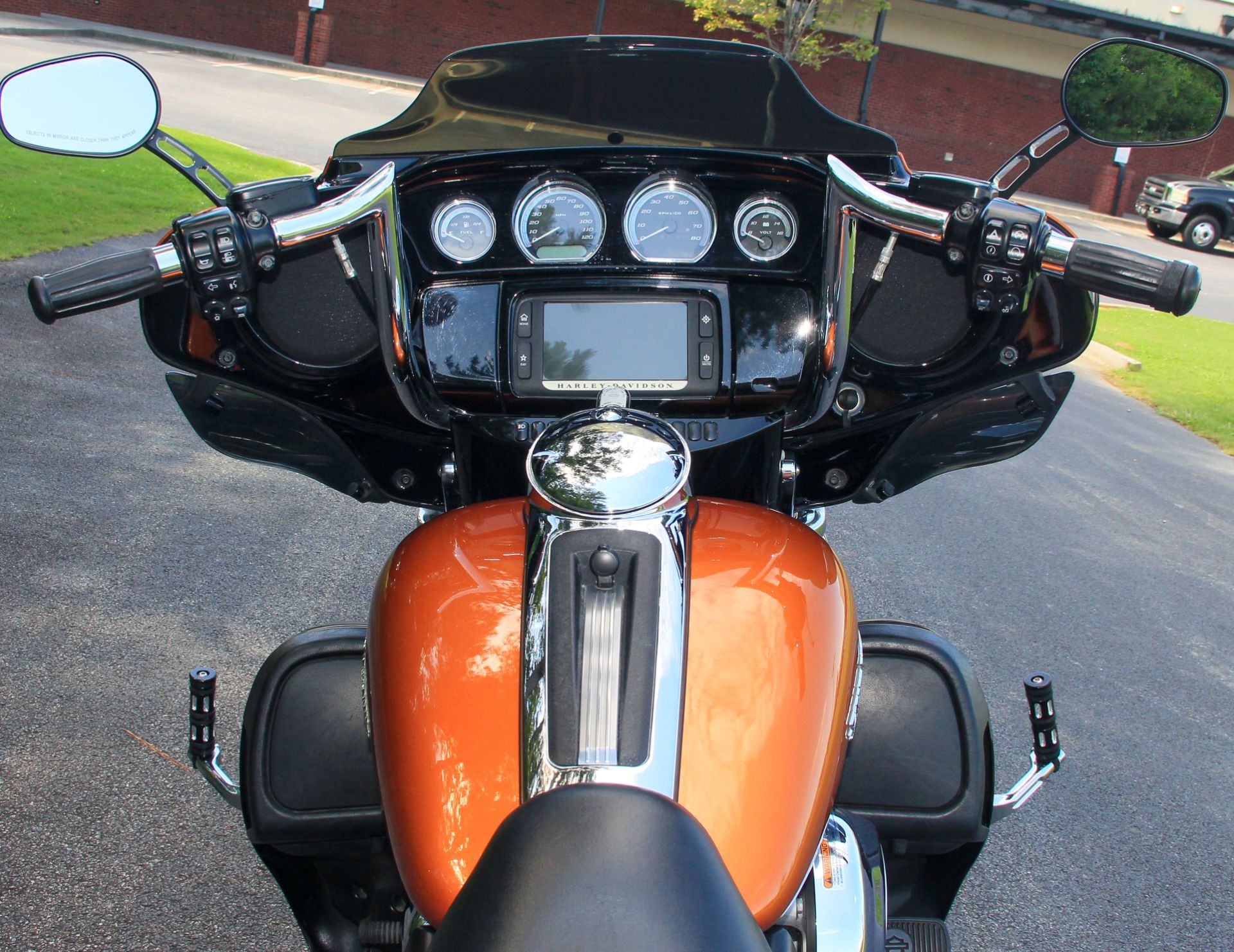 2015 Harley-Davidson Limited Low in Cartersville, Georgia - Photo 9