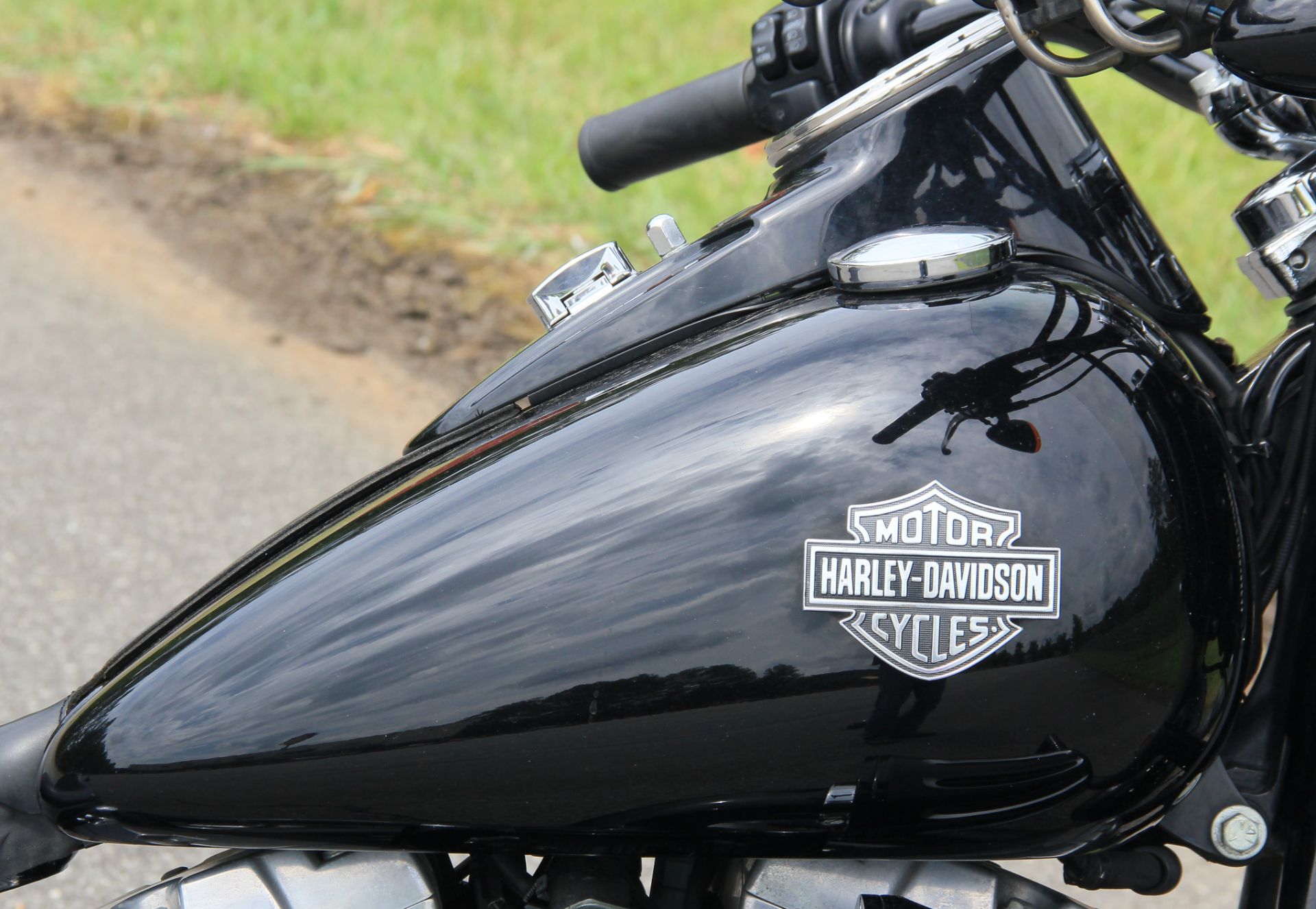 2012 Harley-Davidson Slim in Cartersville, Georgia - Photo 12