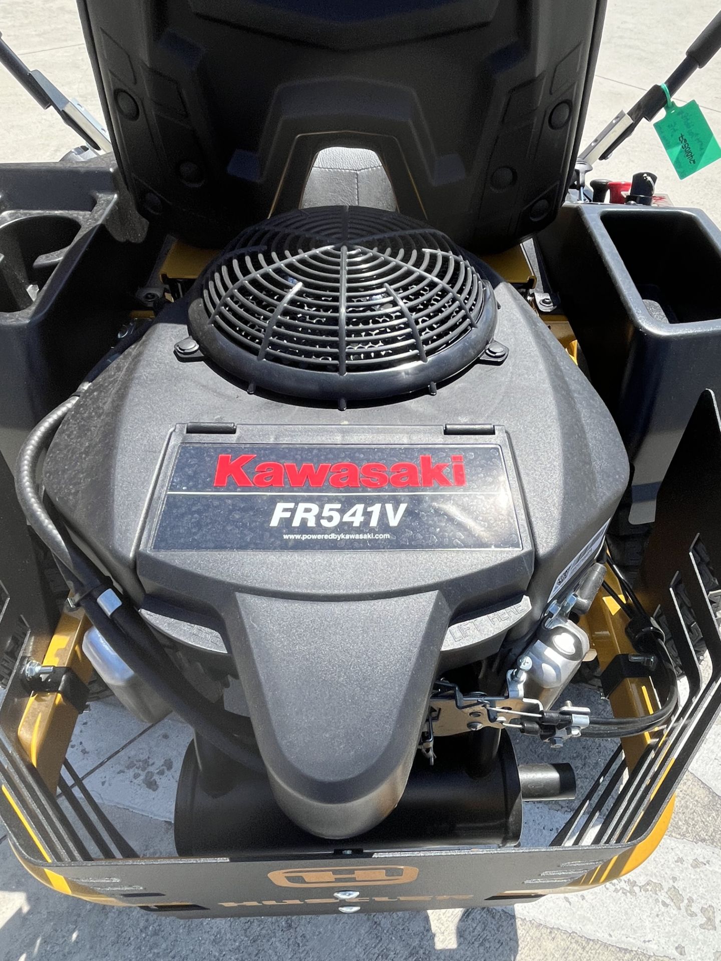 2024 Hustler Turf Equipment Dash XD 34 in. Kawasaki FR541 15 hp in Okeechobee, Florida - Photo 7