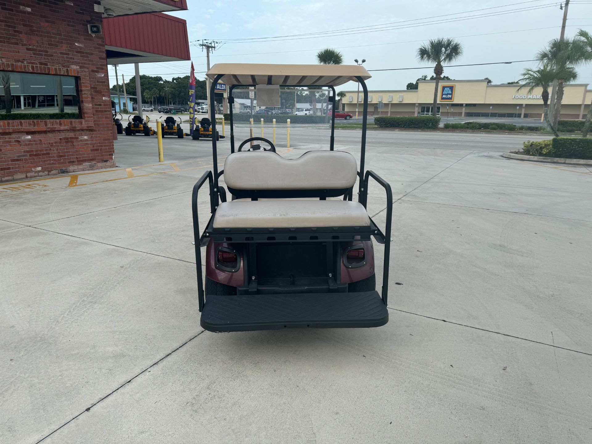 2018 E-Z-GO TXT 48 in Okeechobee, Florida - Photo 5