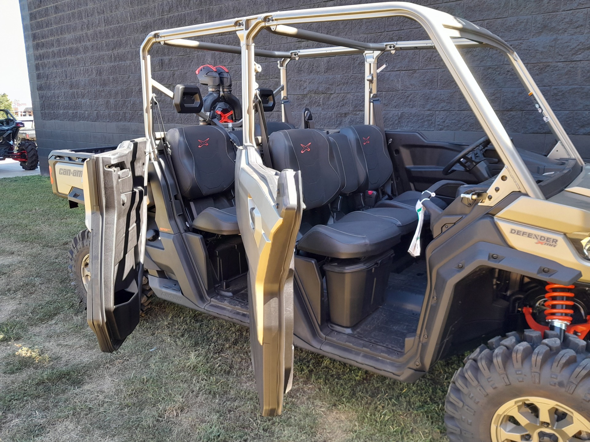2023 Can-Am Defender MAX X MR With Half Doors HD10 in West Monroe, Louisiana - Photo 6
