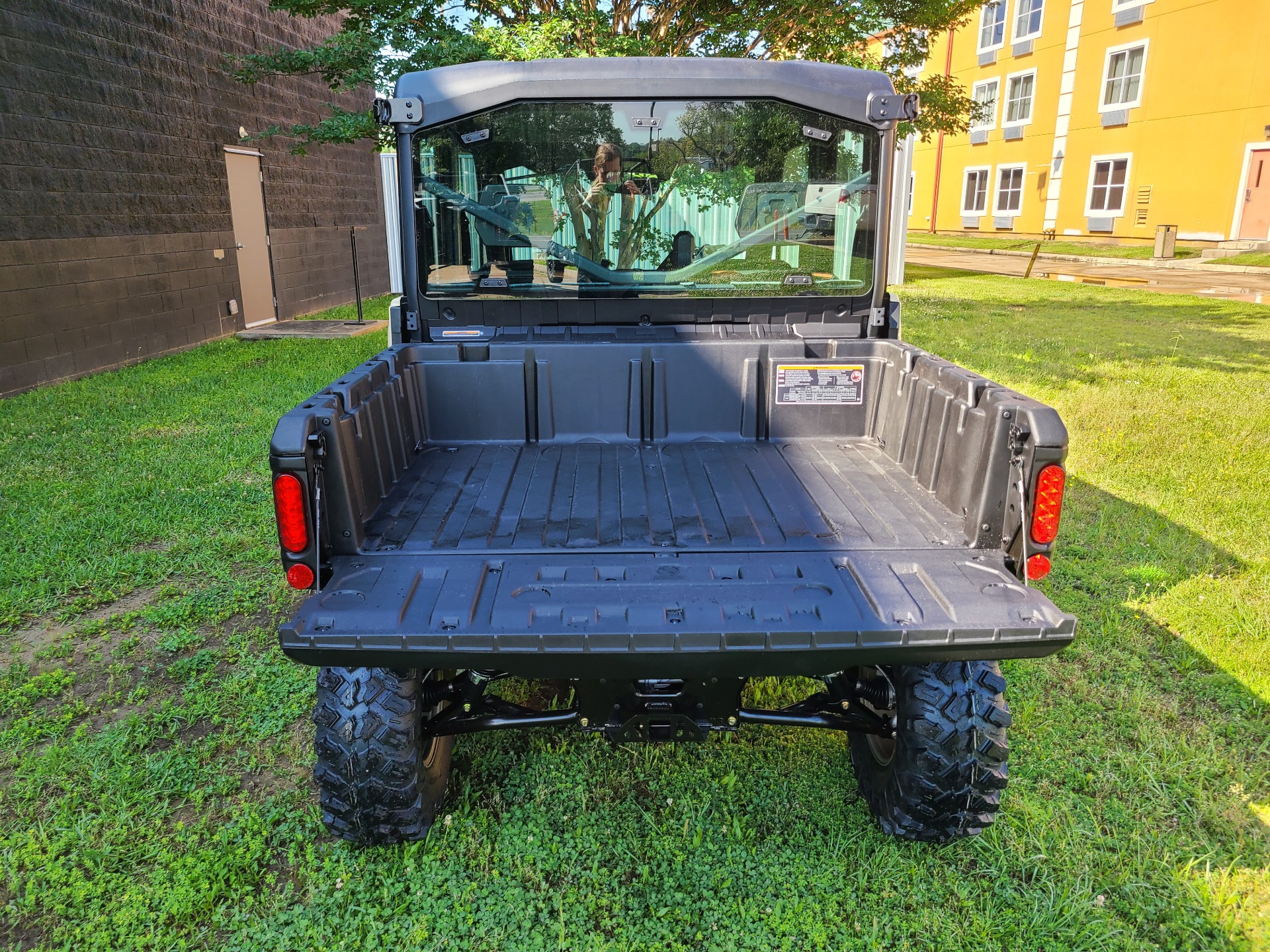 2024 Can-Am Defender MAX Limited in West Monroe, Louisiana - Photo 4