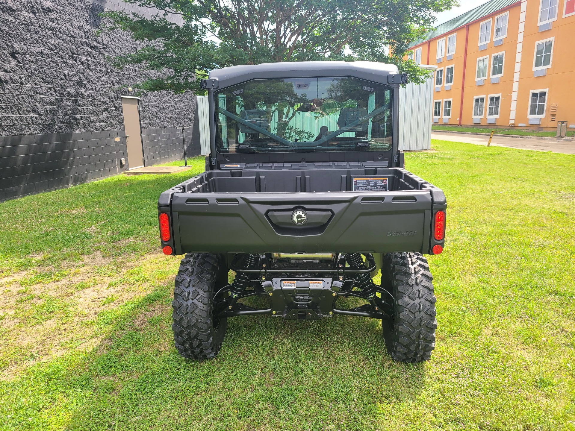 2024 Can-Am Defender MAX Limited in West Monroe, Louisiana - Photo 3