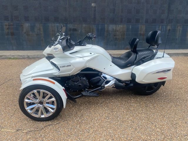 2016 Can-Am Spyder F3 Limited in West Monroe, Louisiana - Photo 6