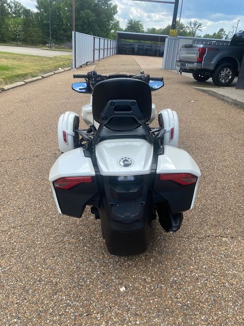 2016 Can-Am Spyder F3 Limited in West Monroe, Louisiana - Photo 8
