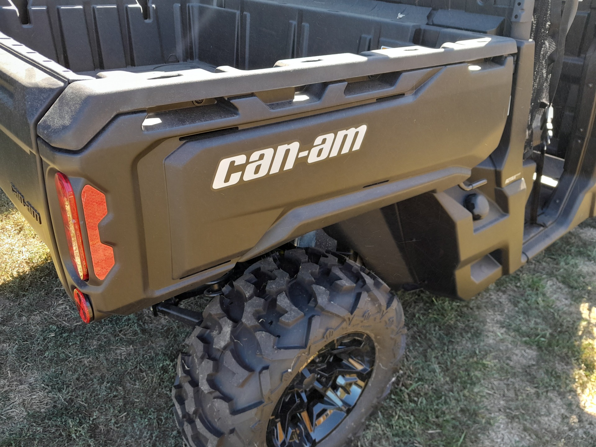 2023 Can-Am Defender MAX DPS HD7 in West Monroe, Louisiana - Photo 6