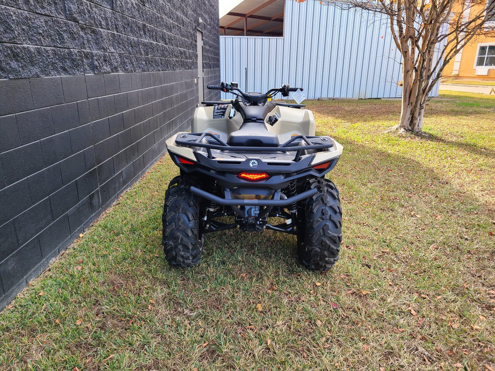 2024 Can-Am Outlander PRO XU HD5 in West Monroe, Louisiana - Photo 3