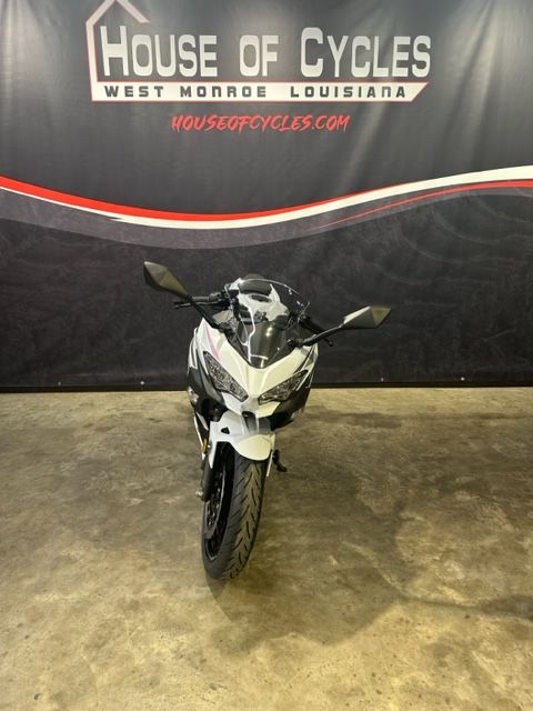 2023 Kawasaki Ninja 400 ABS in West Monroe, Louisiana - Photo 2