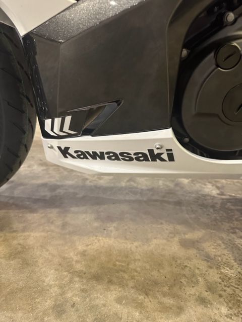 2023 Kawasaki Ninja 400 ABS in West Monroe, Louisiana - Photo 7