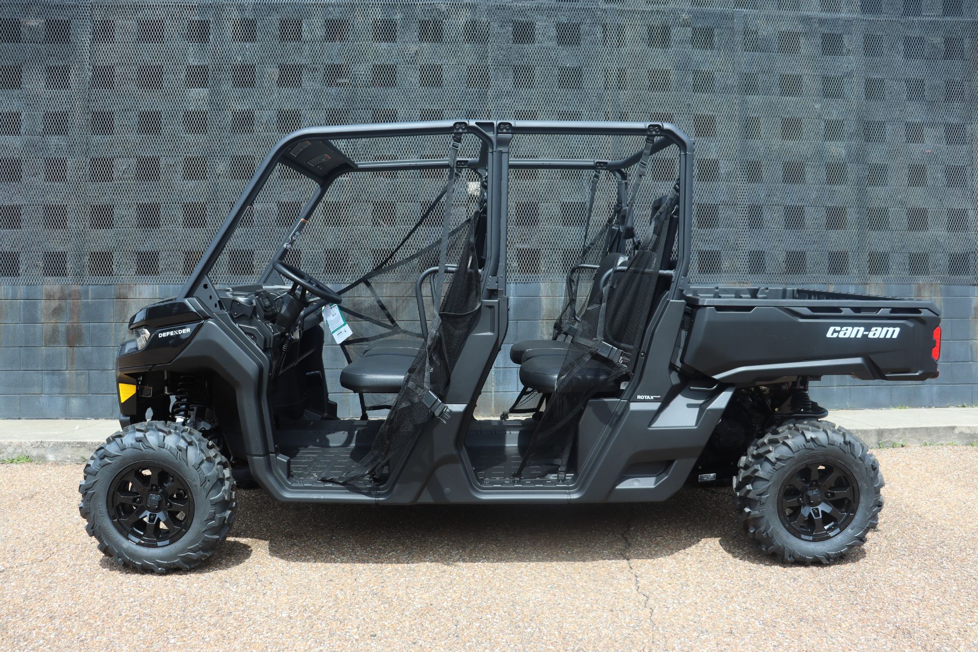 2023 Can-Am Defender MAX DPS HD10 in West Monroe, Louisiana - Photo 9