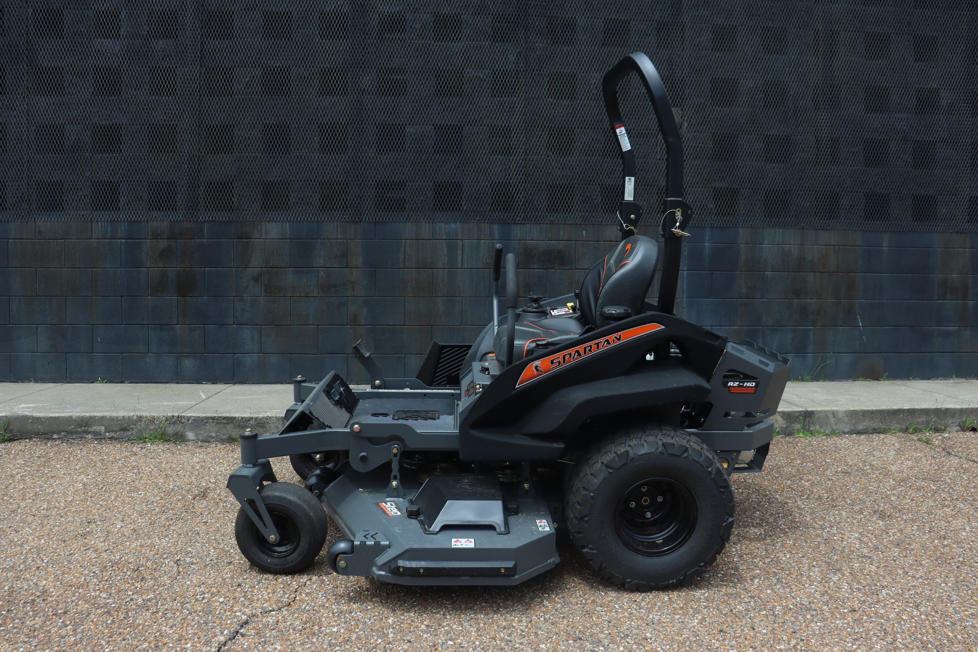 2022 Spartan Mowers RZ-HD 61 in. Briggs & Stratton Commercial 25 hp in West Monroe, Louisiana - Photo 2
