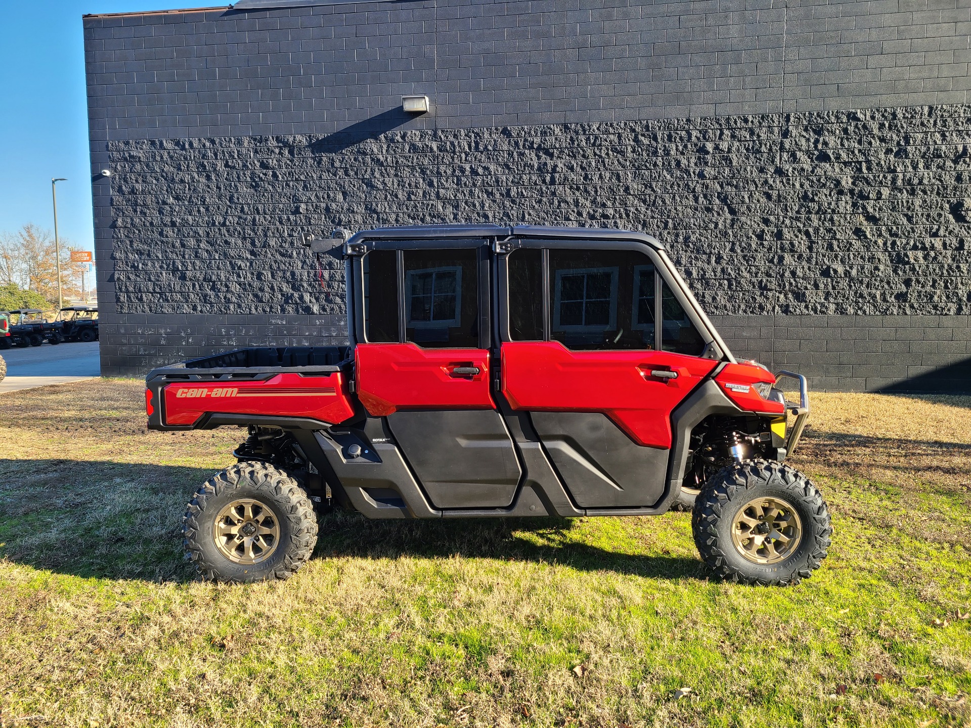 2024 Can-Am Defender MAX Limited HD10 in West Monroe, Louisiana - Photo 1