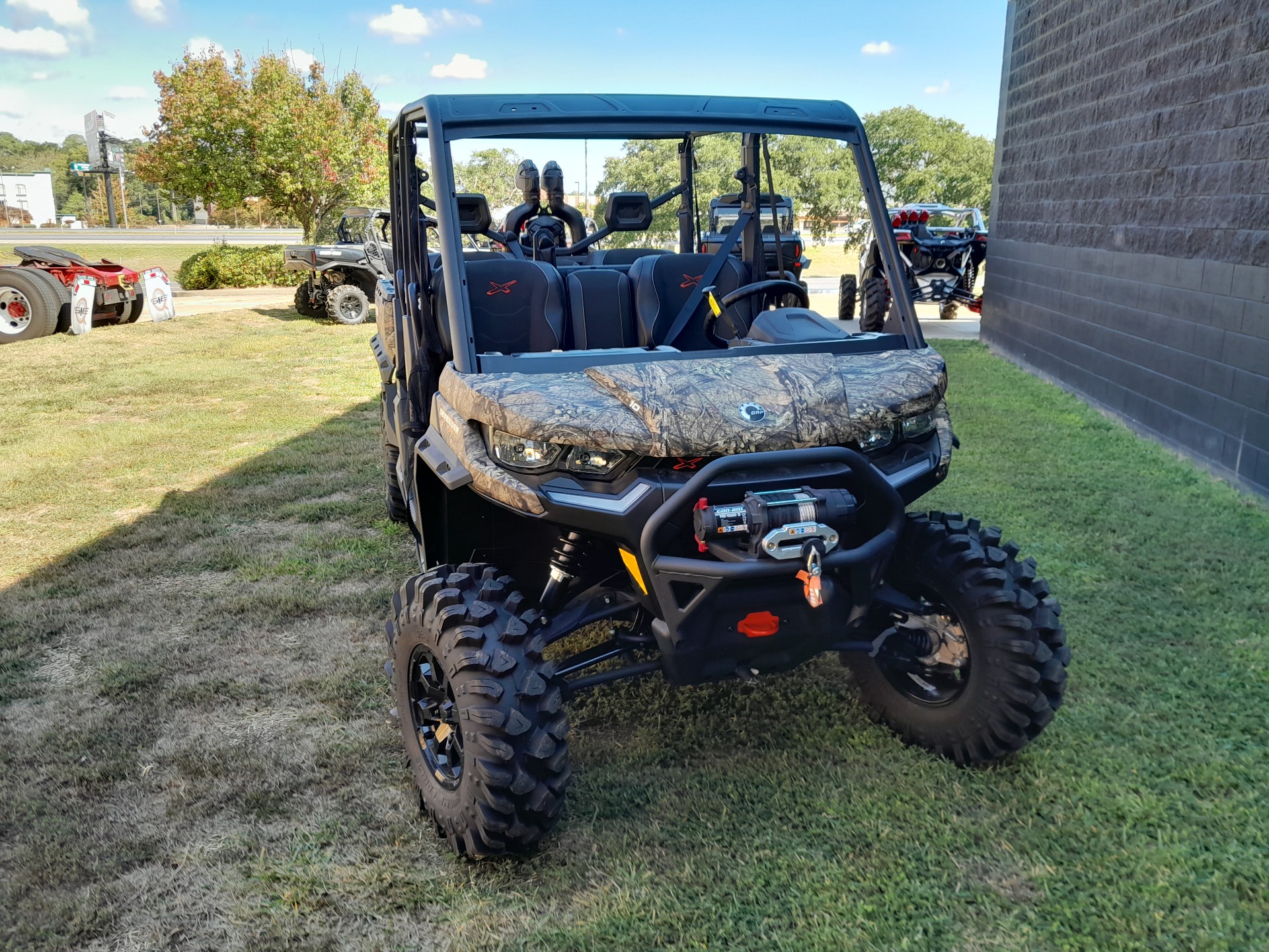 2023 Can-Am Defender MAX X MR HD10 in West Monroe, Louisiana - Photo 2