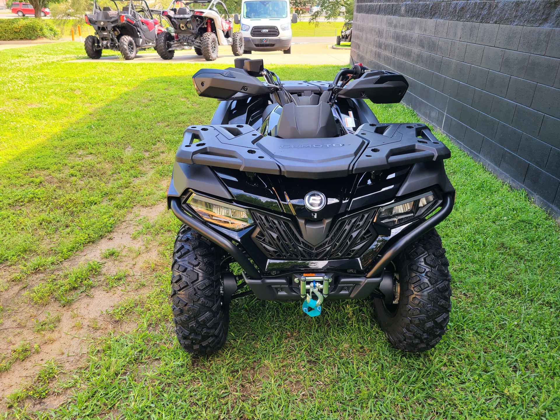 2024 CFMOTO CForce 600 in West Monroe, Louisiana - Photo 2