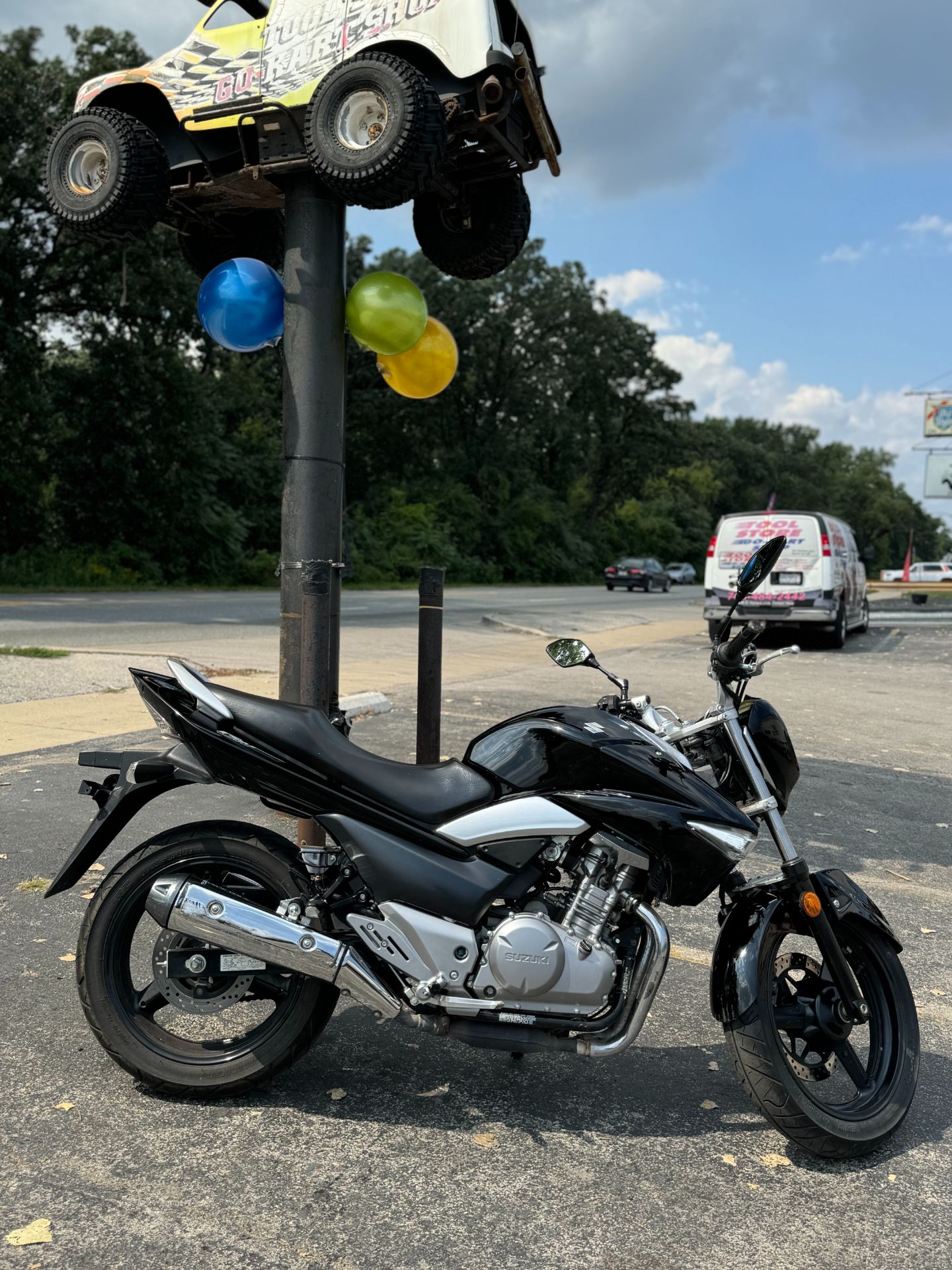 2013 Suzuki GW250 in Forest View, Illinois - Photo 2