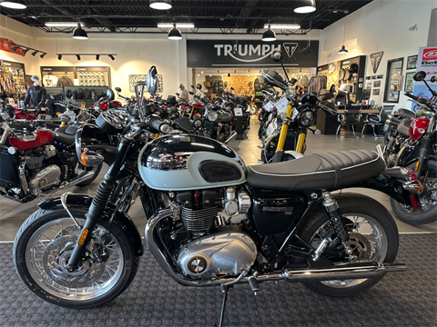 2023 Triumph Bonneville T120 Chrome Edition in Salem, Virginia - Photo 2