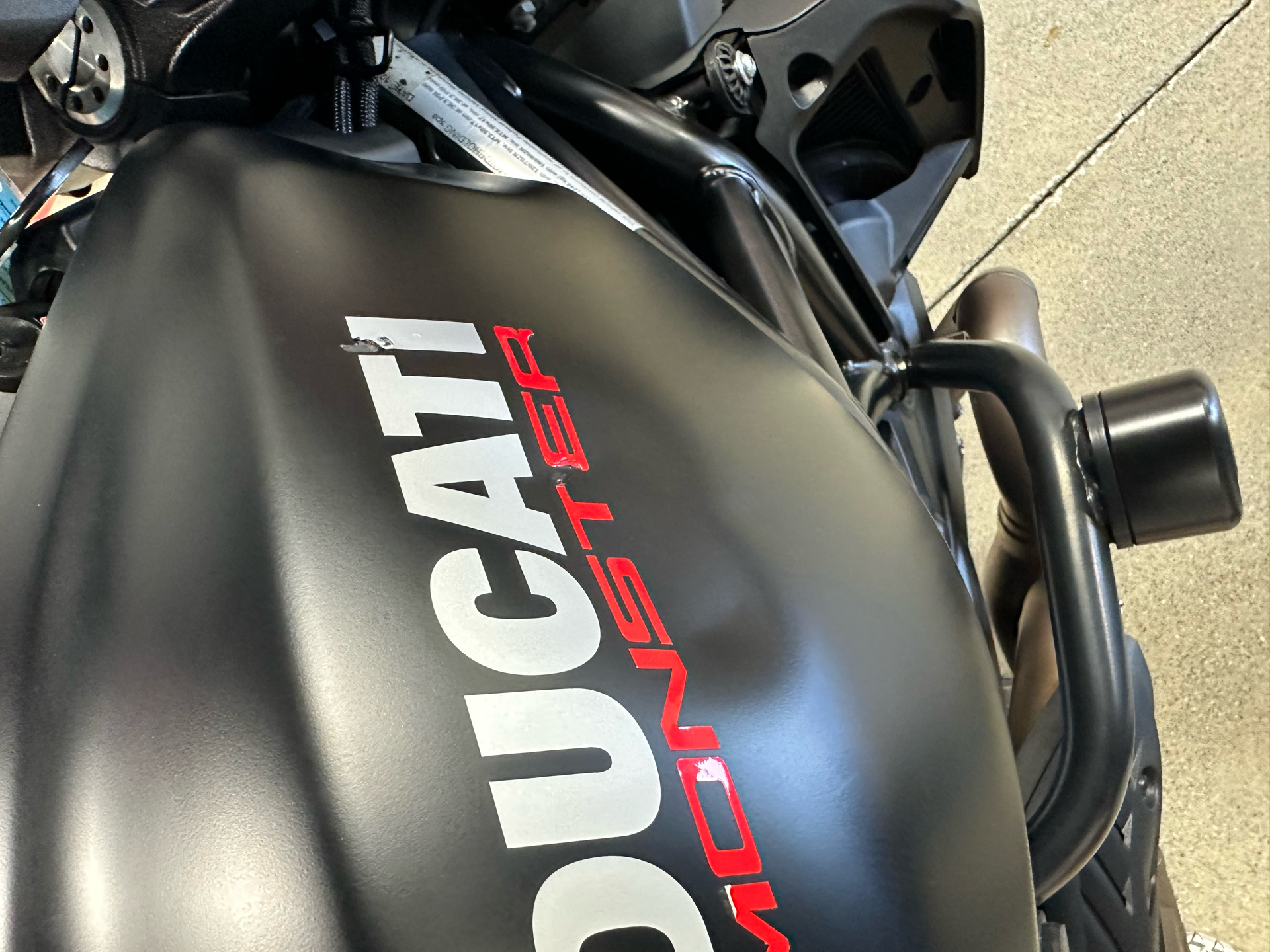 2016 Ducati Monster 821 Dark in Salem, Virginia - Photo 12