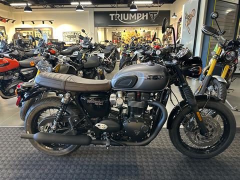 2024 Triumph Bonneville T120 Black in Salem, Virginia - Photo 1