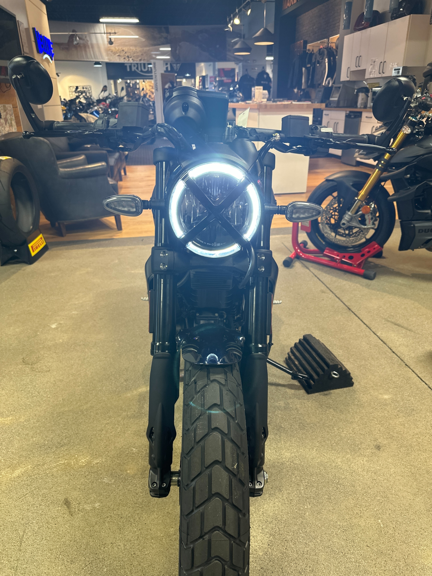 2024 Ducati Scrambler Nightshift in Salem, Virginia - Photo 4