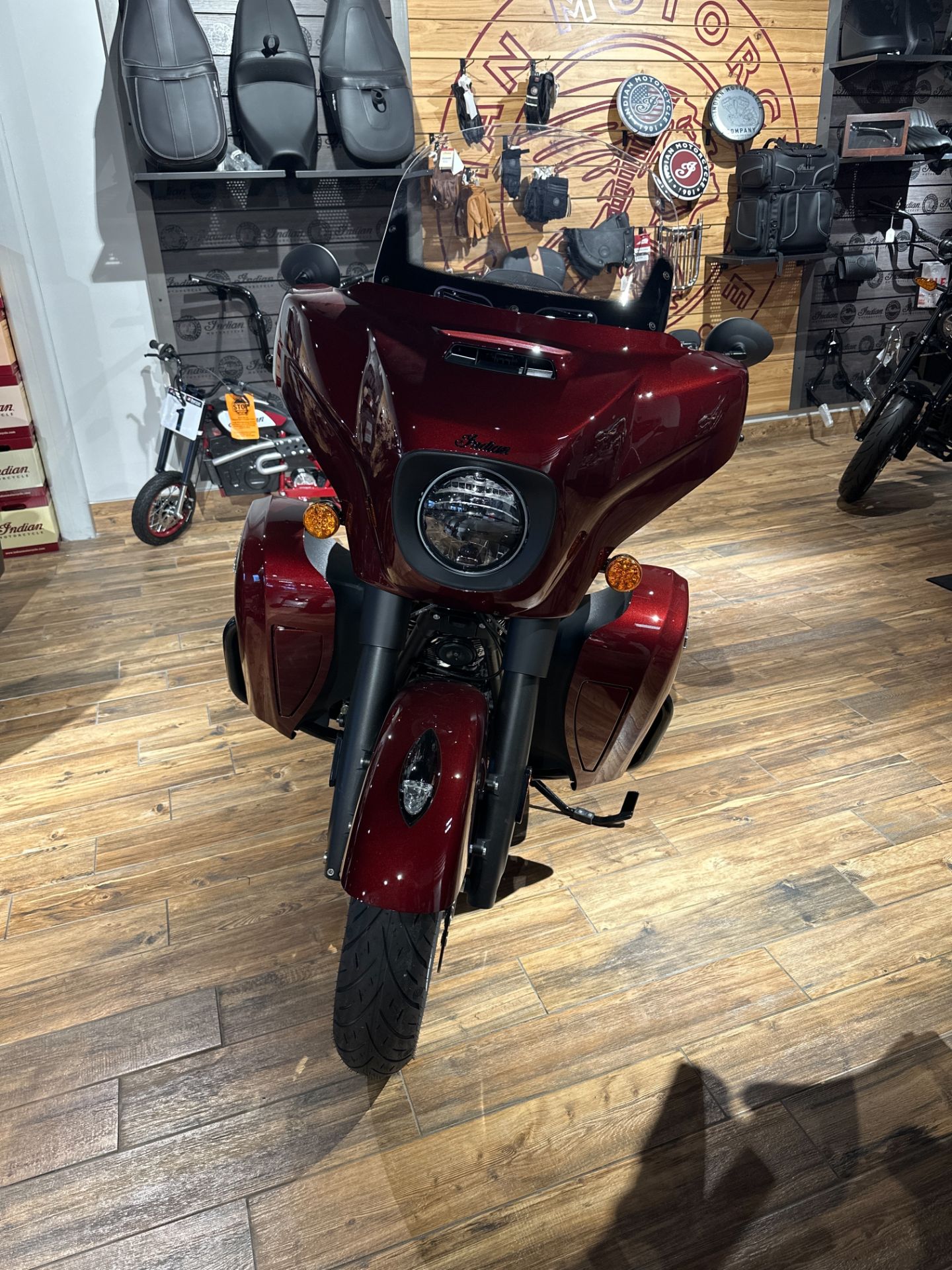 2024 Indian Motorcycle Roadmaster® Dark Horse® in Salem, Virginia - Photo 3