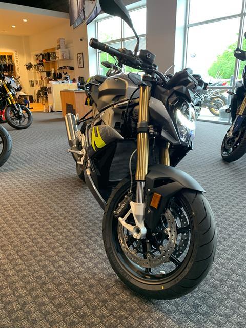 2024 BMW S 1000 R in Salem, Virginia - Photo 5