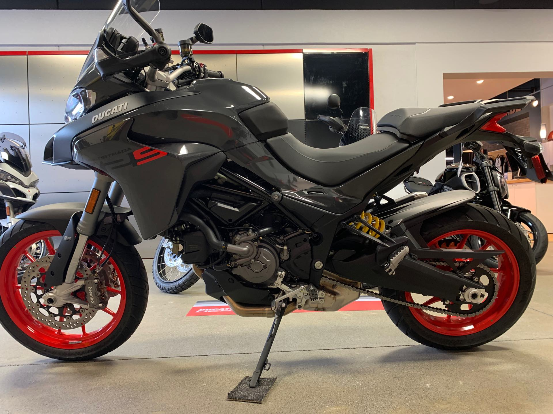 2023 Ducati Multistrada V2 S in Salem, Virginia - Photo 2