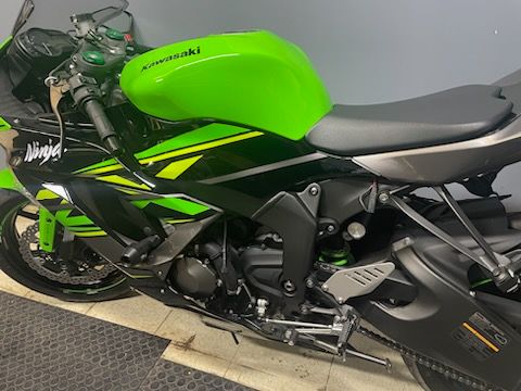 2018 Kawasaki ZX636 ABS in Shakopee, Minnesota - Photo 6