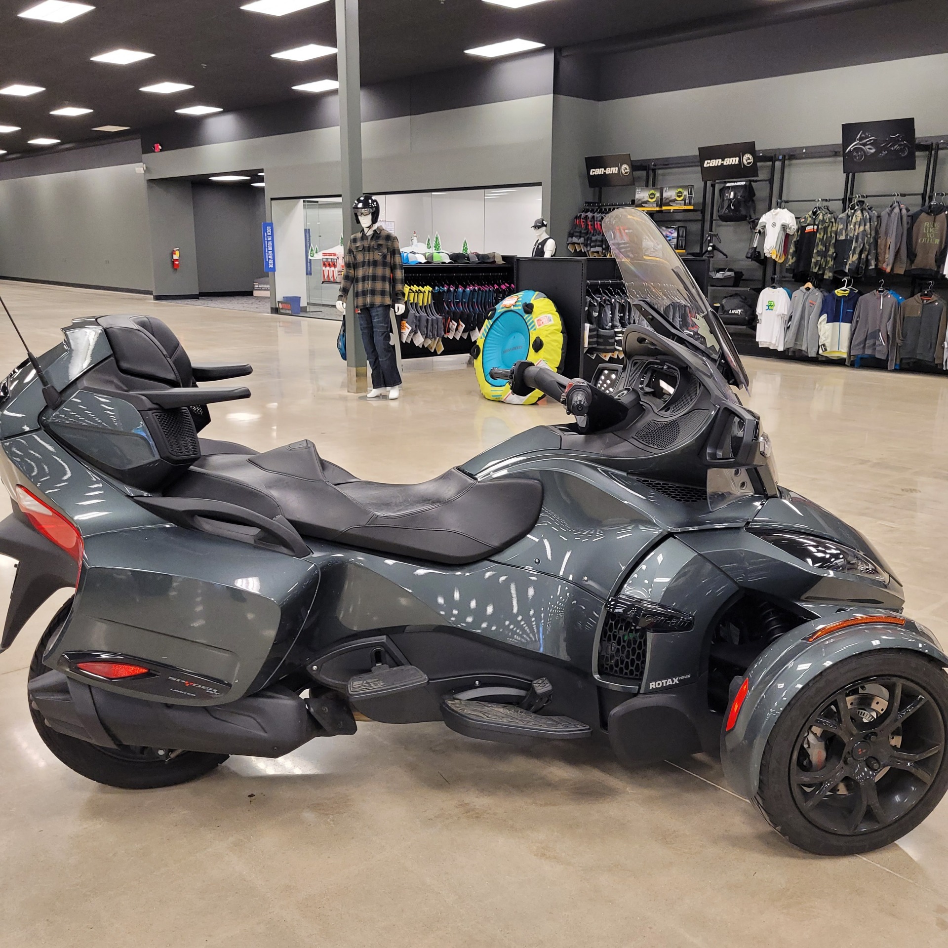 2019 Can-Am Spyder RT Limited in Middletown, Ohio - Photo 4