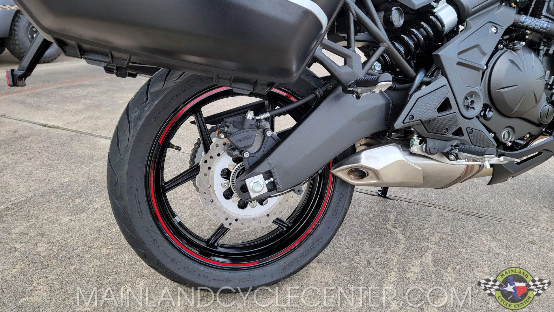 2024 Kawasaki Versys 650 LT ABS in La Marque, Texas - Photo 12