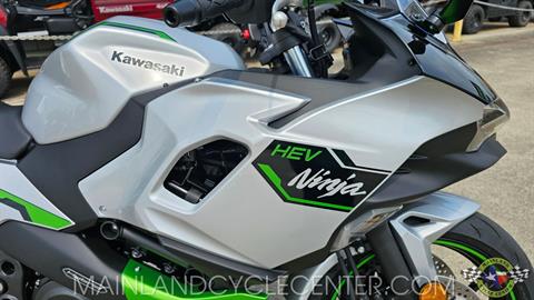 2024 Kawasaki Ninja 7 Hybrid ABS in La Marque, Texas - Photo 10