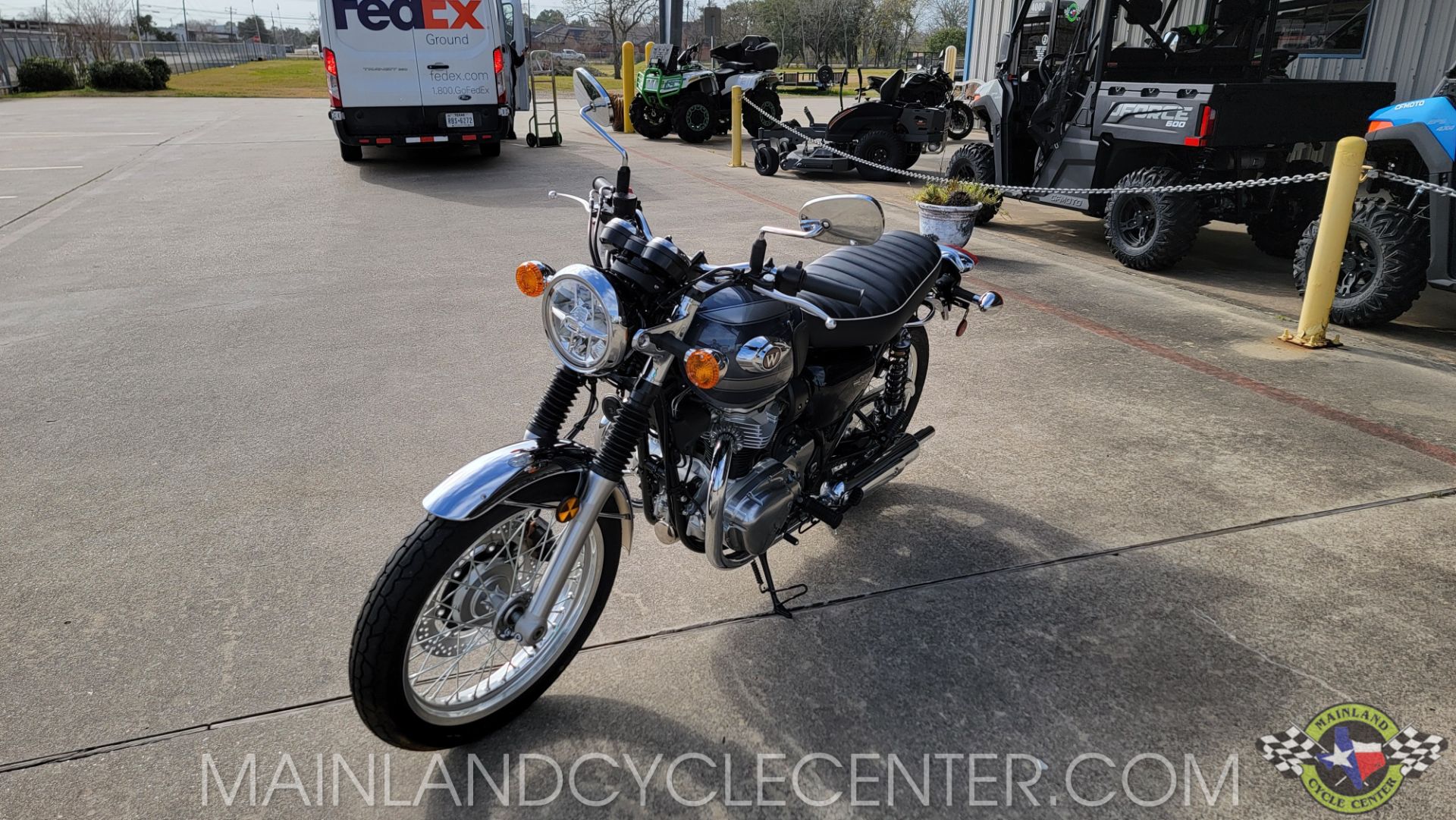 2024 Kawasaki W800 ABS in La Marque, Texas - Photo 9