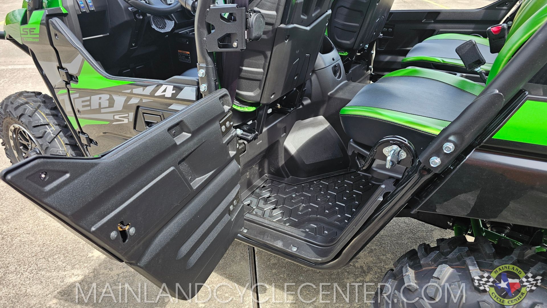 2025 Kawasaki Teryx4 S SE in La Marque, Texas - Photo 23